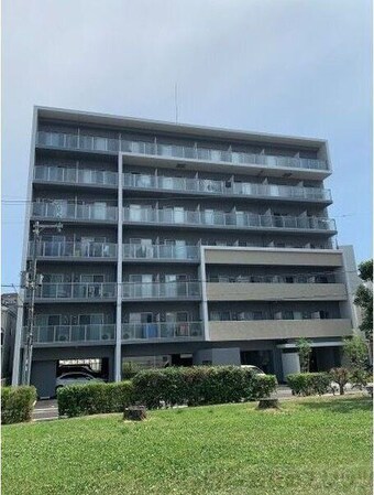 ライブガーデン江坂IXの物件外観写真